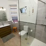 Βίλα Life Güime